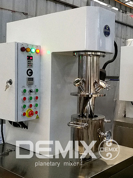 DEMIX立式捏合機2L DEMIX立式捏合機2L